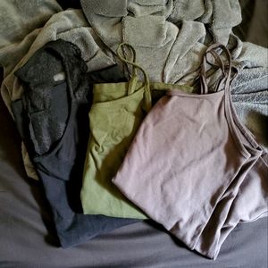 Torrid tank top lot of 3 1X